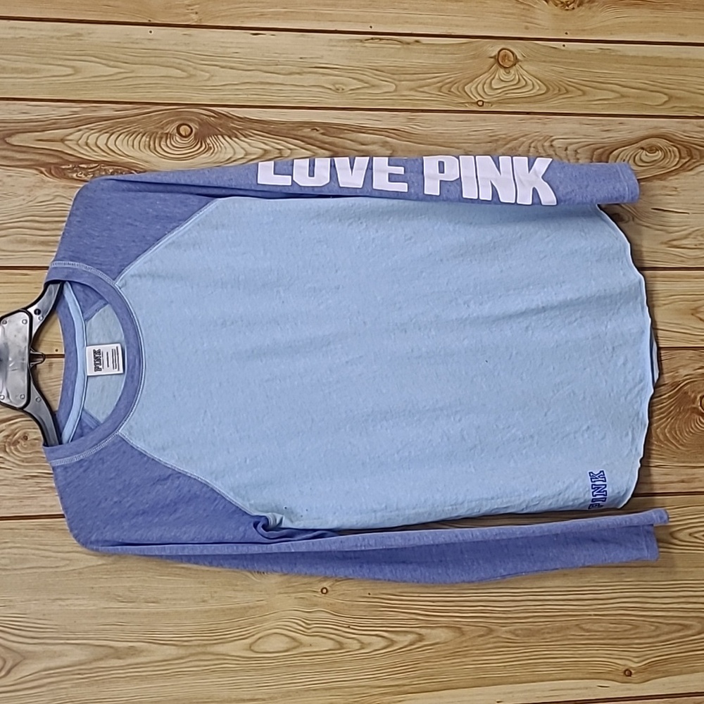 PINK Women’s Long-sleeve Tee (size S)
